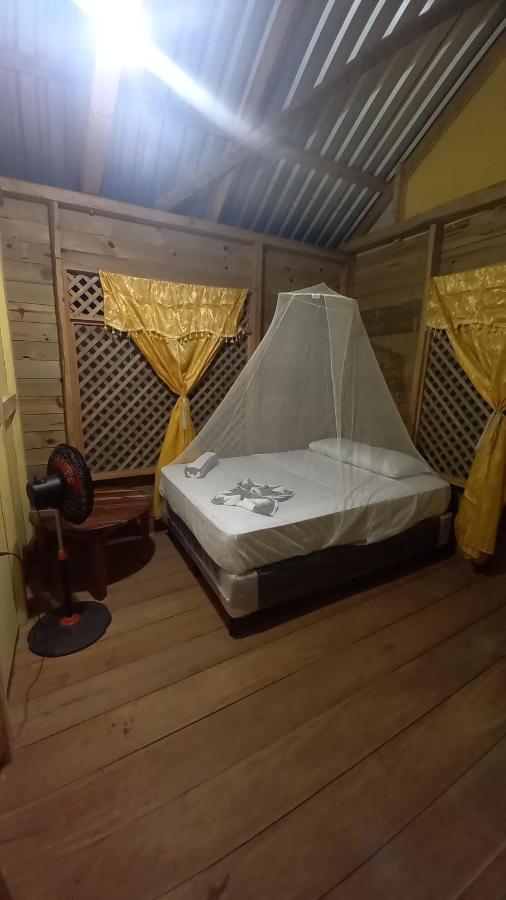 Отель Casa Manati Ливингстон Экстерьер фото